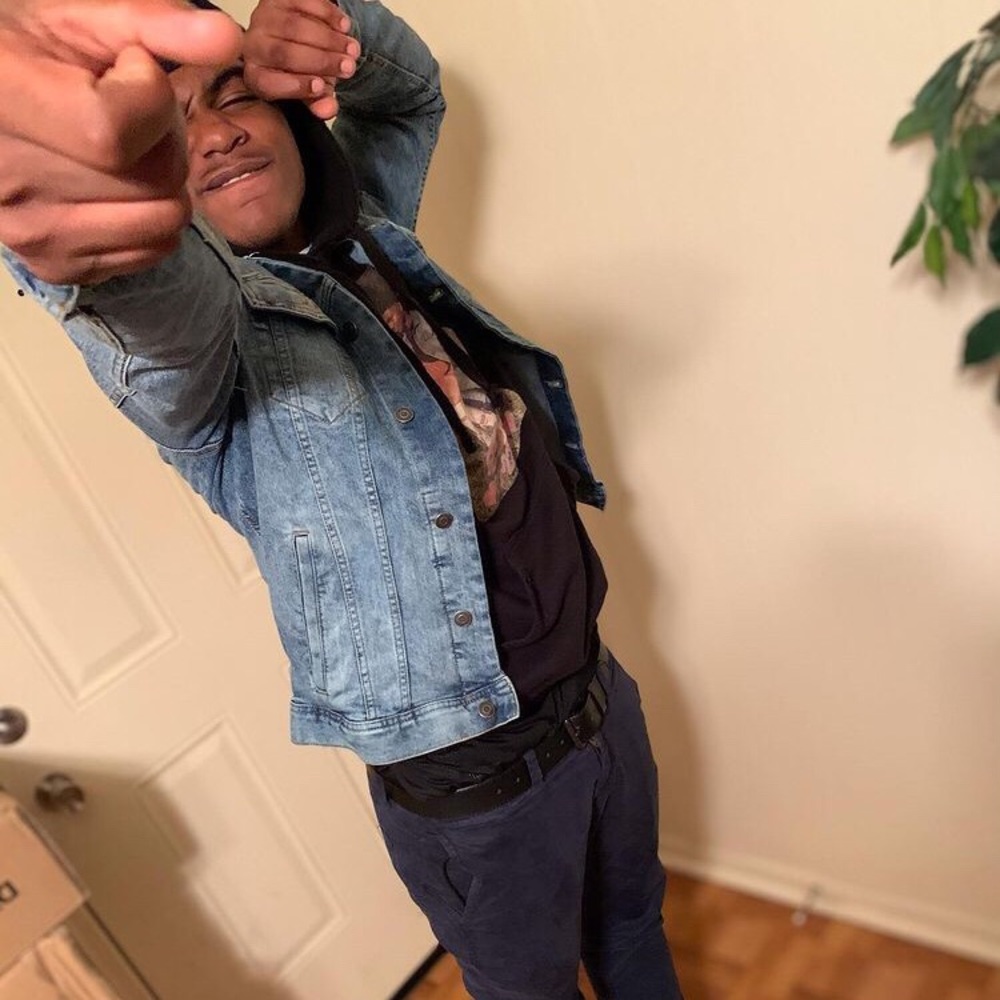 Meet your Posher, Lyndarius